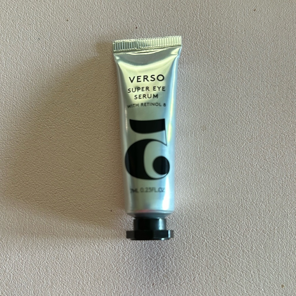 VERSO SUPER EYE SERUM WITH RETINOL 8